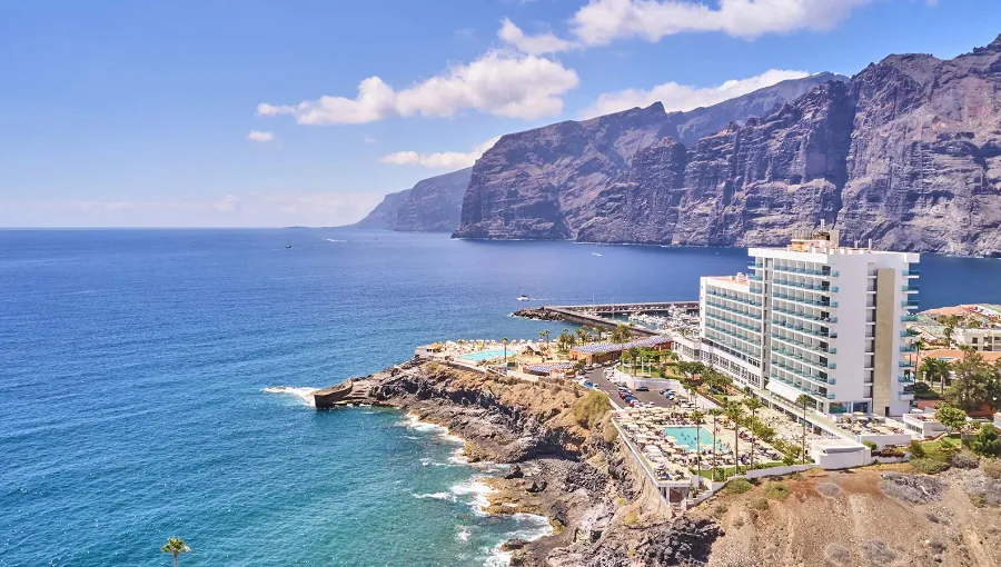 TUI BLUE Los Gigantes Location