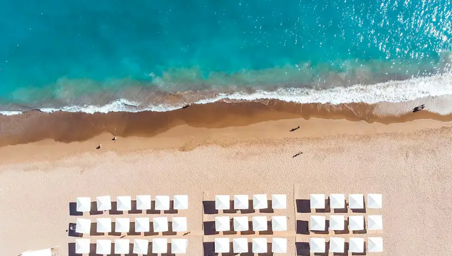 Paloma Finesse Beach