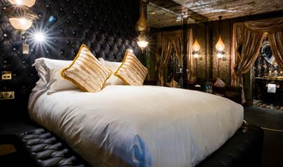 crazy bear hotel beaconsfield