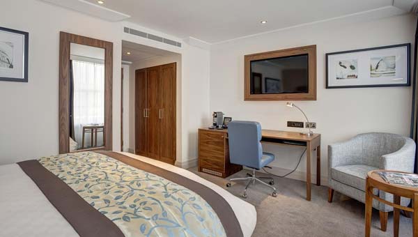 Amba Hotel Charing Cross Bedroom