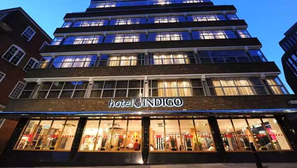 Hotel Indigo Tower Hill exterior