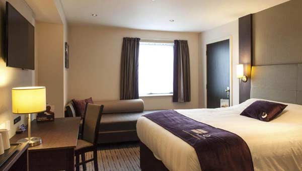 Premier Inn King's Cross London hotel interconnecting room