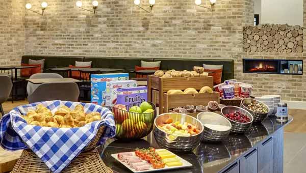 Staybridge Suites Vauxhall Breakfast Area