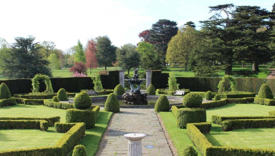 Luton Hoo Hotel Golf and Spa Gardens